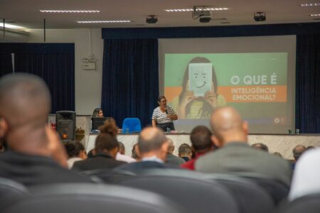 Inteligência emocional é um dos temas abordados do CAPED do Centenário