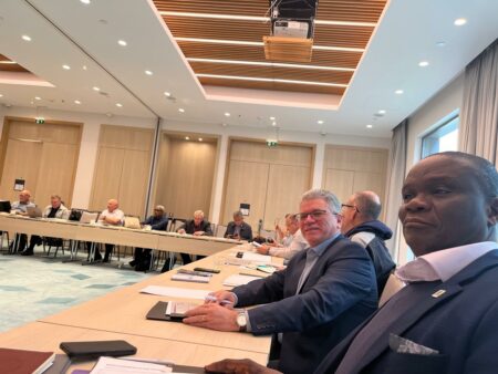 Senami participa de reunião da Comissão de Missões Mundial das Assembleias de Deus, na Hungria