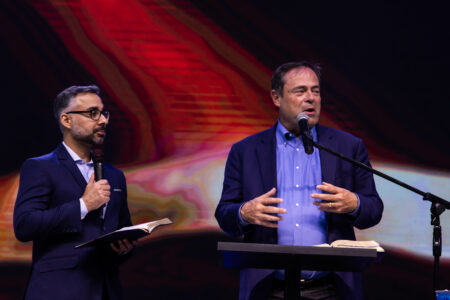 Pr Mark Dever prega na AD em Bonsucesso (RJ)