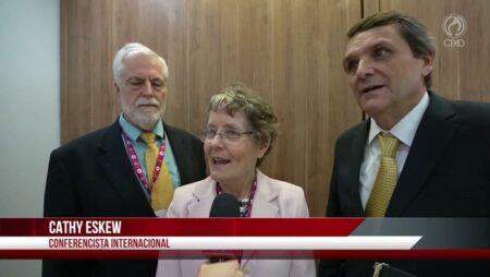Entrevista exclusiva com a conferencista internacional Cathy Eskew