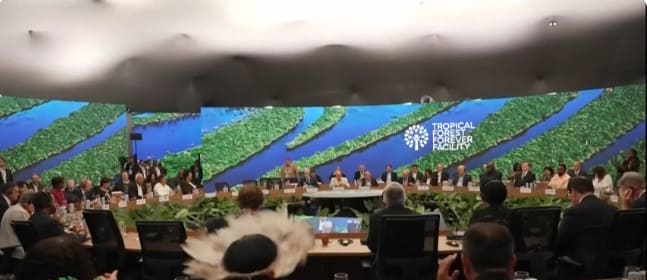 Cúpula dos Líderes da COP30 debatem sobre transição energética e Acordo de Paris no Pará