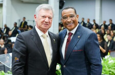 Culto de gratidão do Pr Nehemias Araújo reúne principais lideranças assembleianas