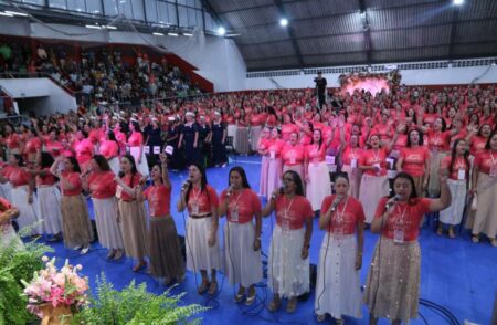 Congresso do Círculo de Oração em Paranaguá (PR) reúne milhares de cristãos