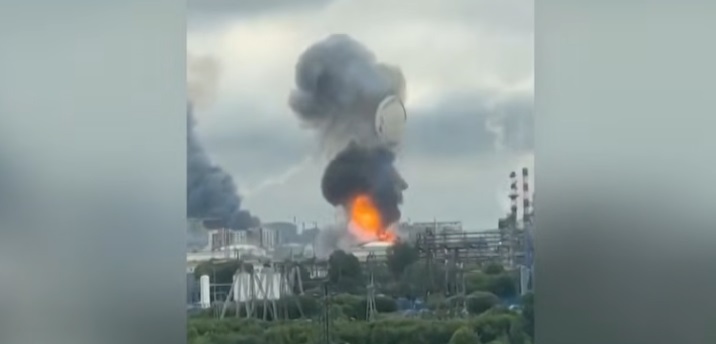 Ucrânia ataca refinaria de petróleo na Rússia