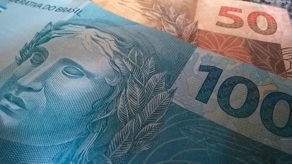 Receita Federal libera consulta ao 2º lote de restituição do IR 2026