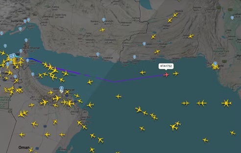 Boeing 737 desaparece no Paquistão