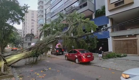 Forte ventania deixa mortos em SP e no RJ