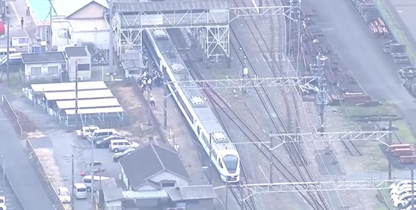 Quatro morrem atropelados por trem expresso no Japão