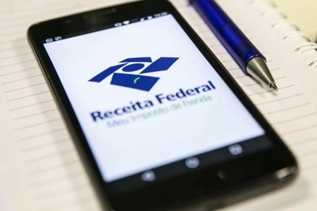 Receita Federal paga último lote de restituição do IR 2026 hoje (31)