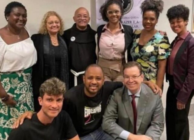 Projeto prepara candidatos negros para conquistar espaço nas carreiras da Justiça