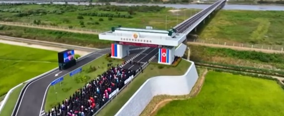 Coreia do Norte e Rússia inauguram primeira ponte rodoviária
