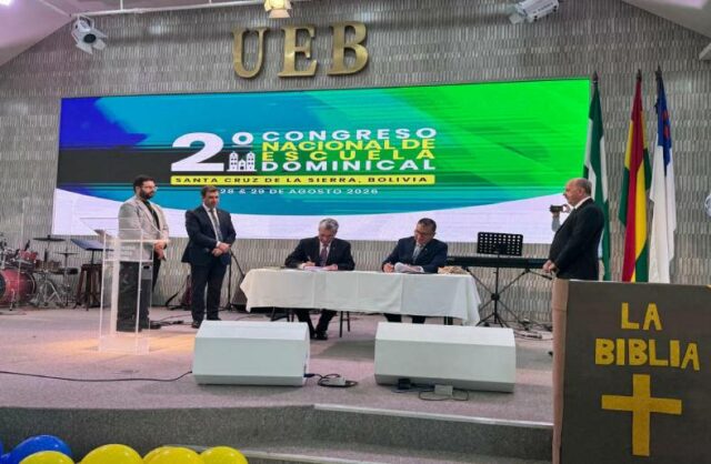 2º Congresso Nacional de Escola Dominical na Bolívia marca acordo entre UEB e FAECAD