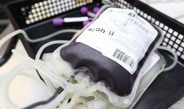 Testemunhas de Jeová flexibilizam regra sobre componentes do sangue