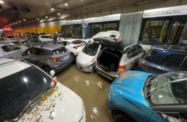 Chuva intensa causa caos em SP e previsão indica temporais até o fim de semana
