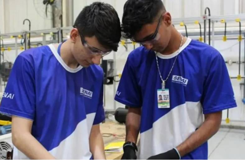 Senai oferece cursos gratuitos com bolsa-auxílio de até R$ 858